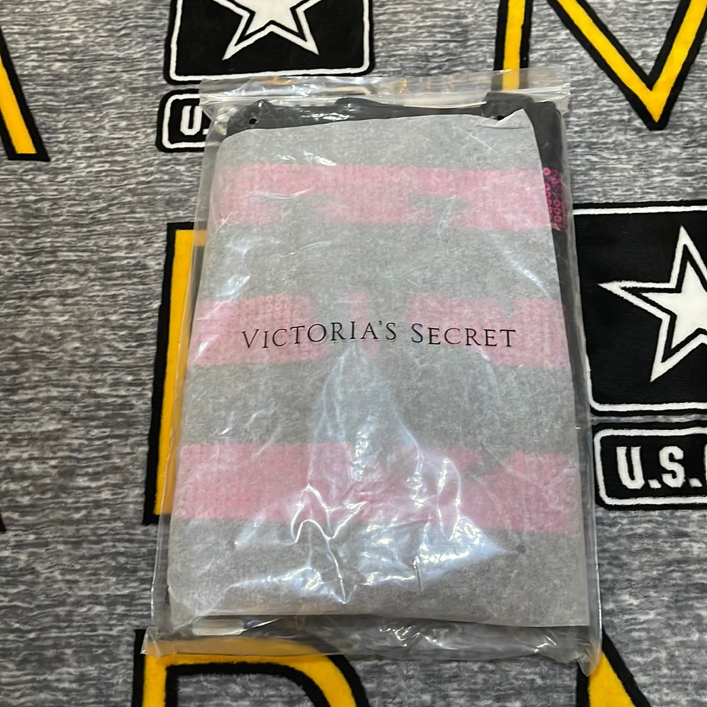 Victoria’s Secret Black Friday Tote Bag!!